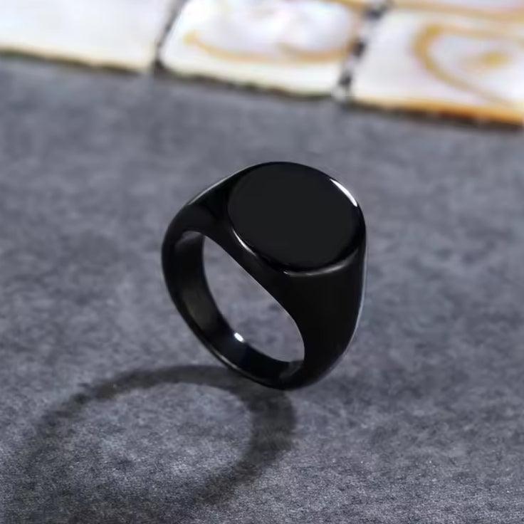 Custom Signet Ring - VogueLine