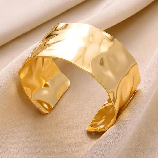 Classic Gold Wrinkle Bangle Bracelet - VogueLine