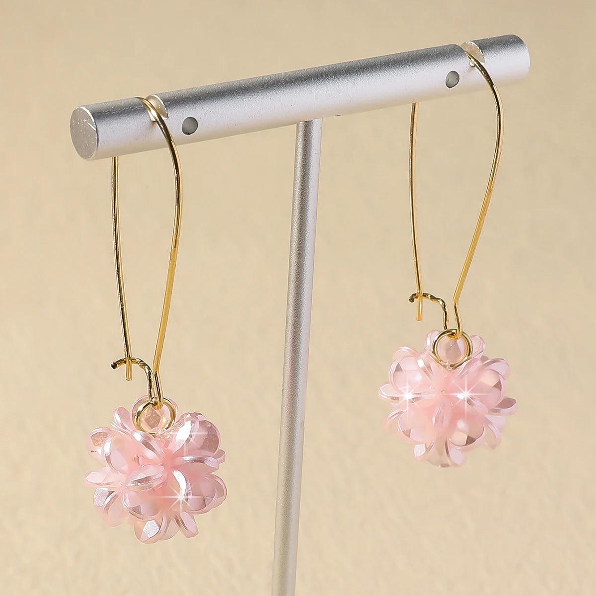 Pearl Petal Ball Earrings - VogueLine