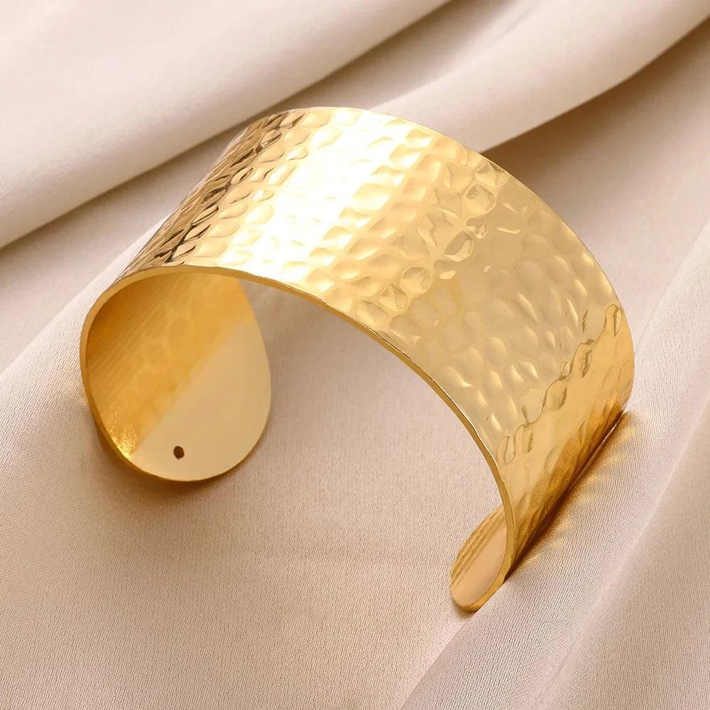 Classic Gold Wrinkle Bangle Bracelet - VogueLine